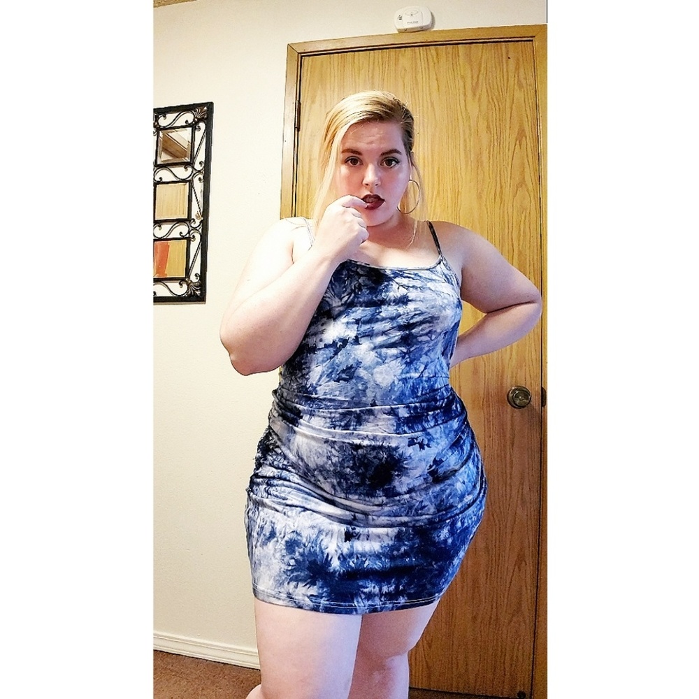 Blue tie dye dress NWT